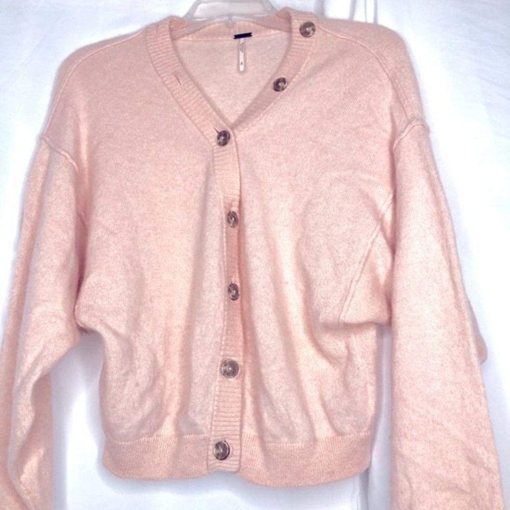 Free People Pink Cashmere Cardigan Button Front Size Small EUC